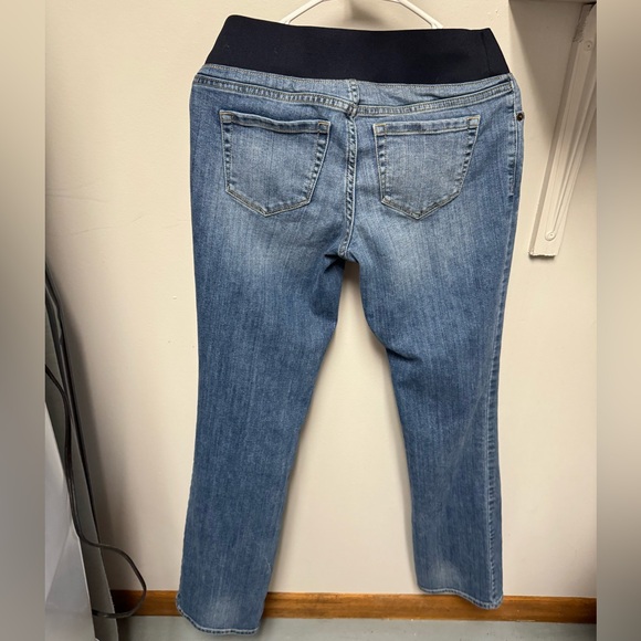 Liz Lange maternity jeans - Picture 3 of 3